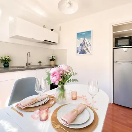 Διαμέρισμα Le Pastel - A Cozy Haven & Serenity Cluses